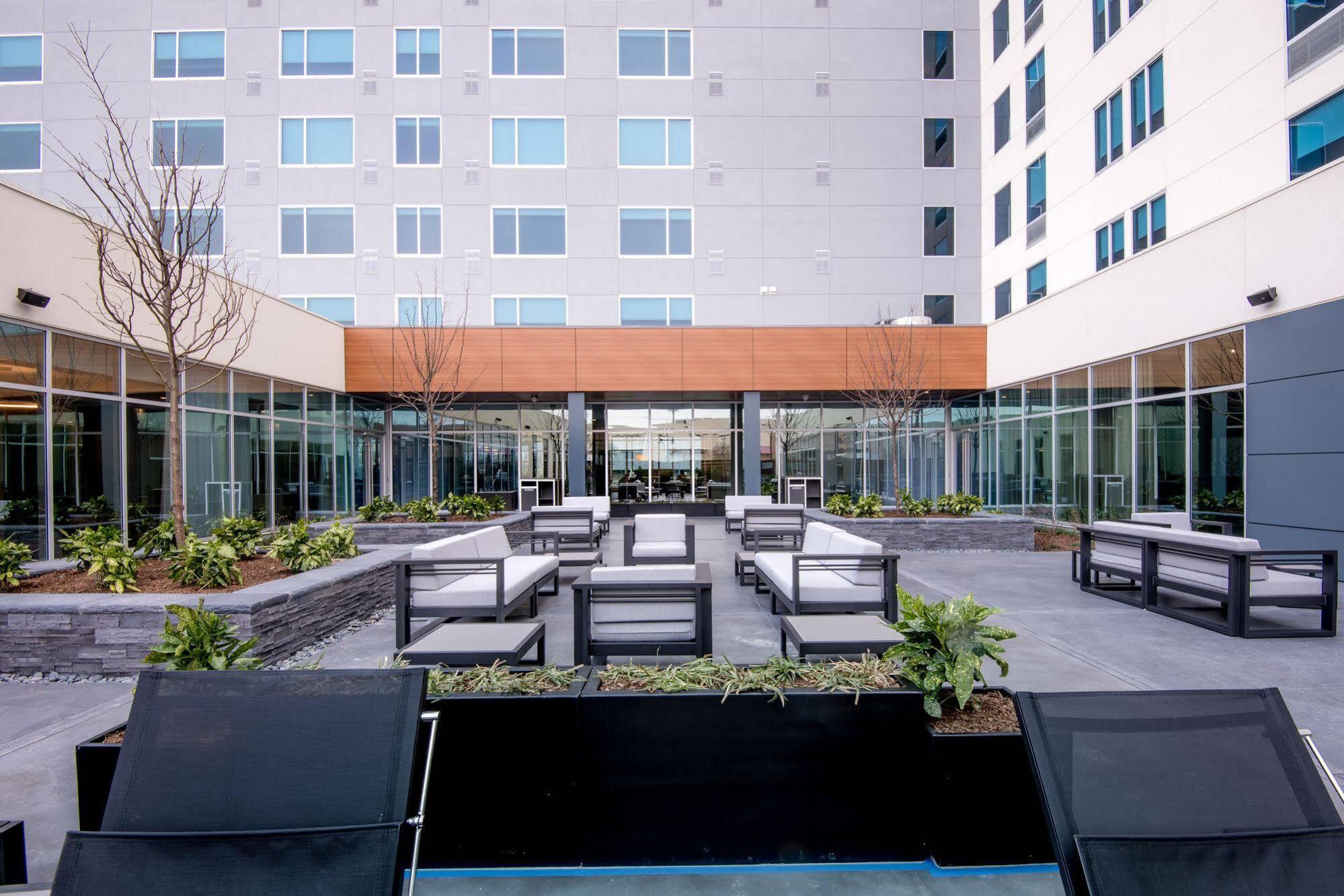 Aloft Dallas Love Field Ngoại thất bức ảnh
