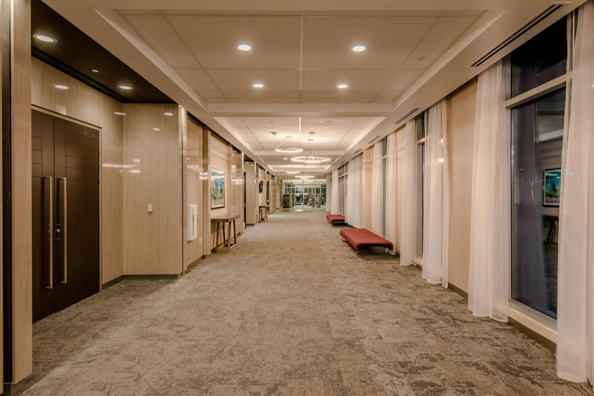 Aloft Dallas Love Field Ngoại thất bức ảnh